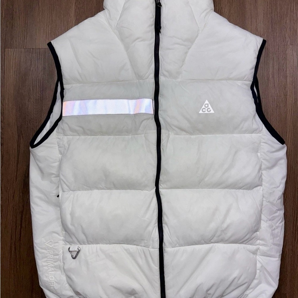 Nike ACG white Puffer Vest 3M reflective